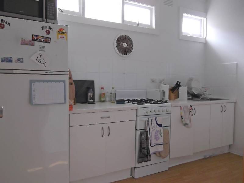 31 Nicholson Street, Footscray - Thumbnail 7