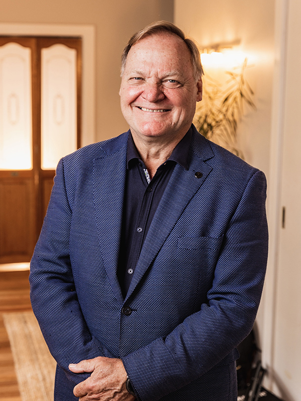 MEET OUR TEAM Chapman Real Estate