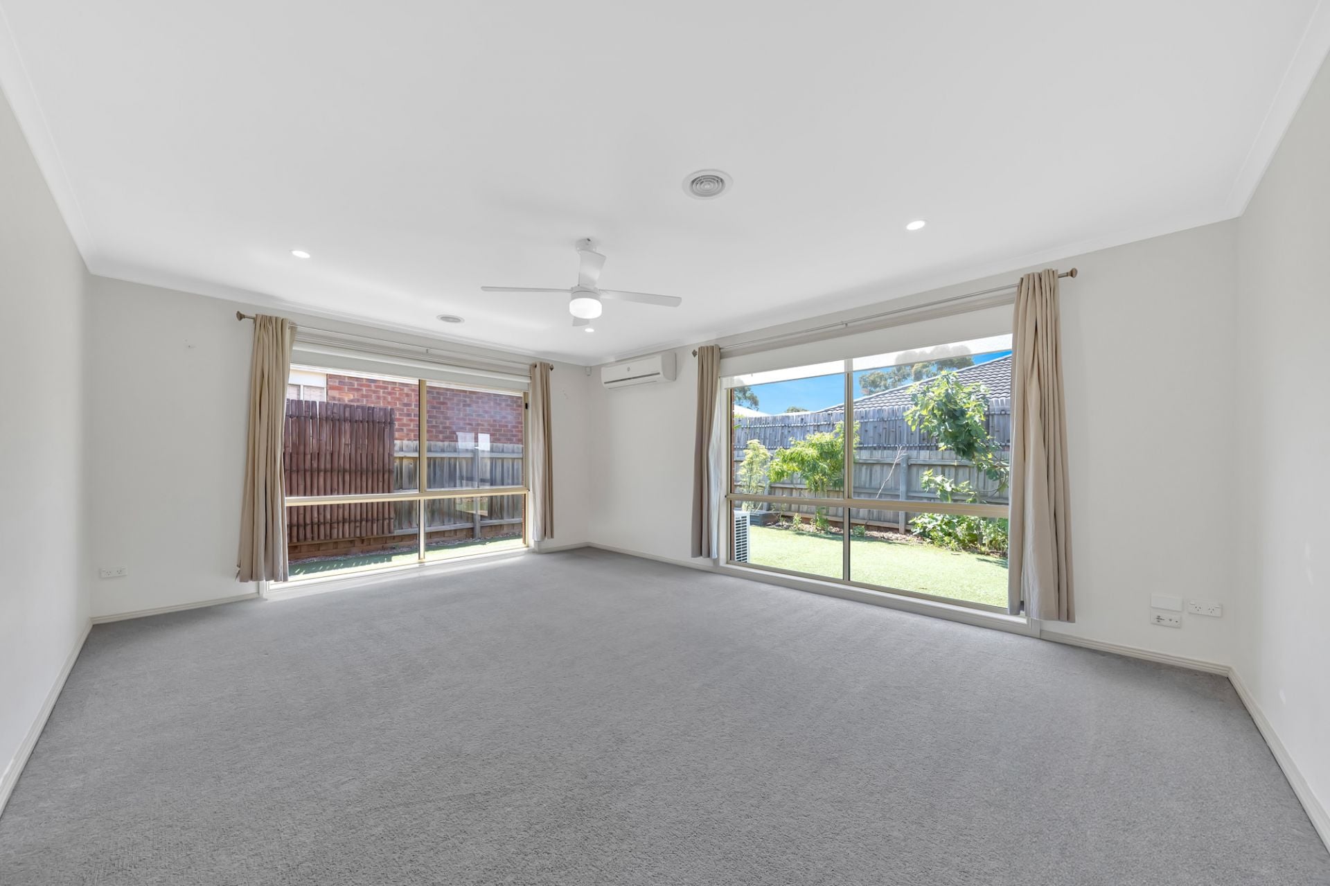 4 Bedroom Delight!