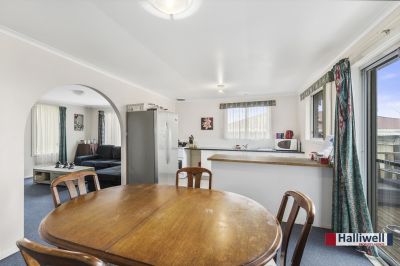 9 Sycamore Place, East Devonport, East Devonport - Thumbnail 6