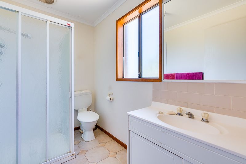 5 Somerton Court, Bacchus Marsh - Thumbnail 8