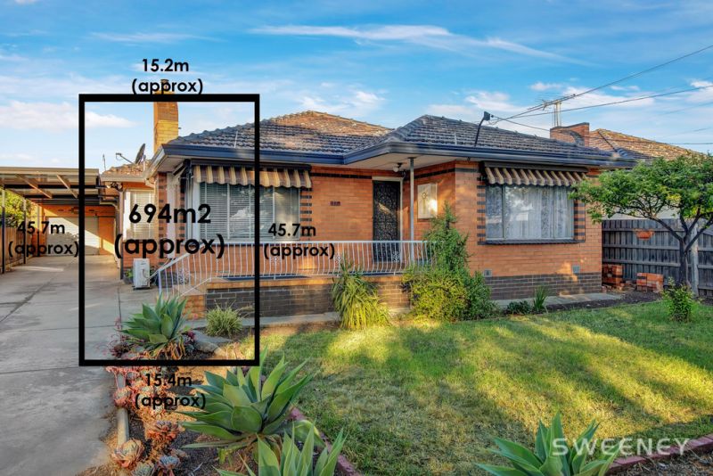 12 Lynch Road, Brooklyn - Thumbnail 2