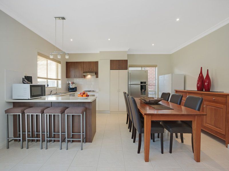 44 Stafford Road SOUTH MORANG, South Morang - Thumbnail 5