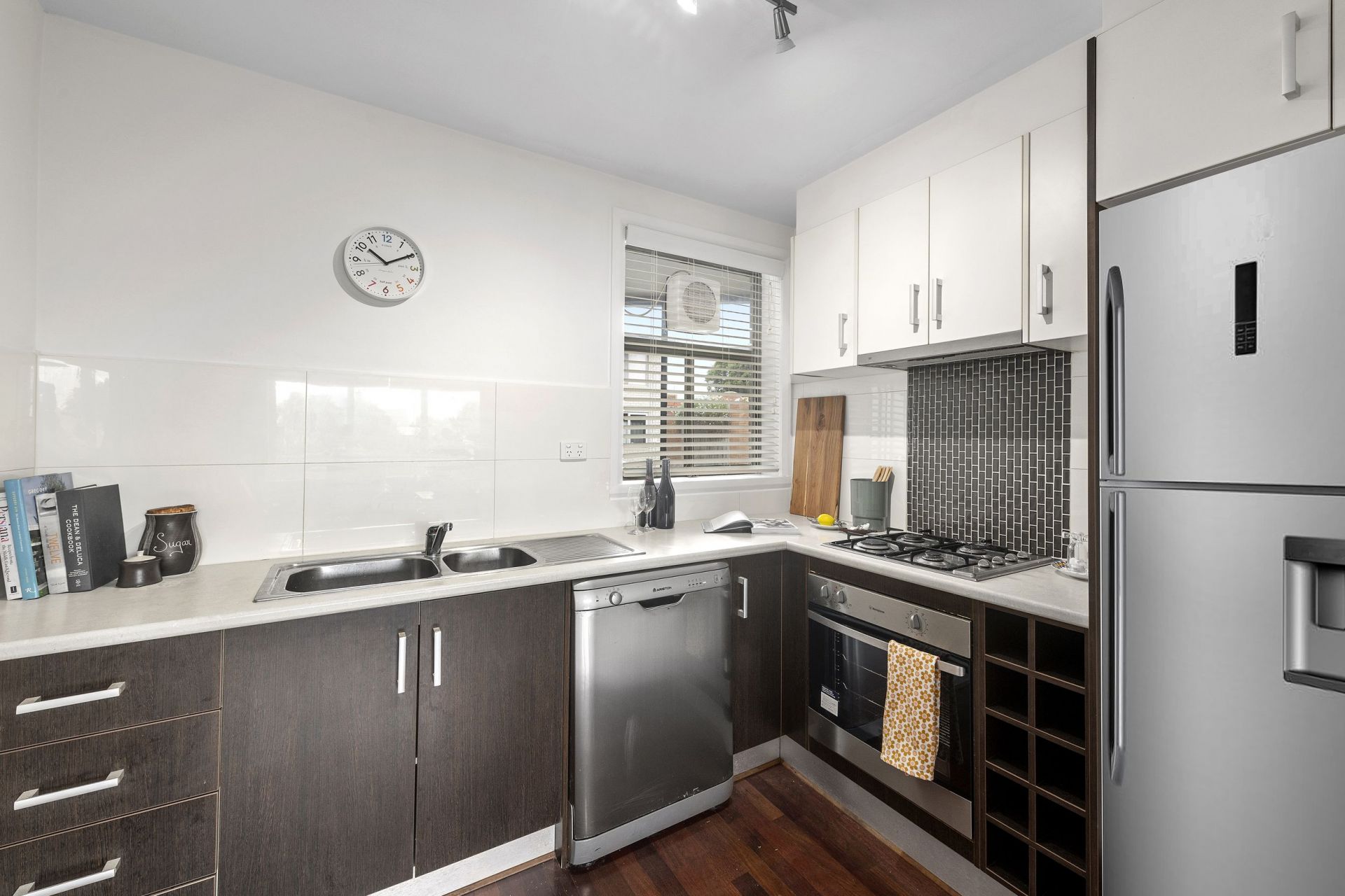 2/86 Collins Street, Thornbury - Thumbnail 4