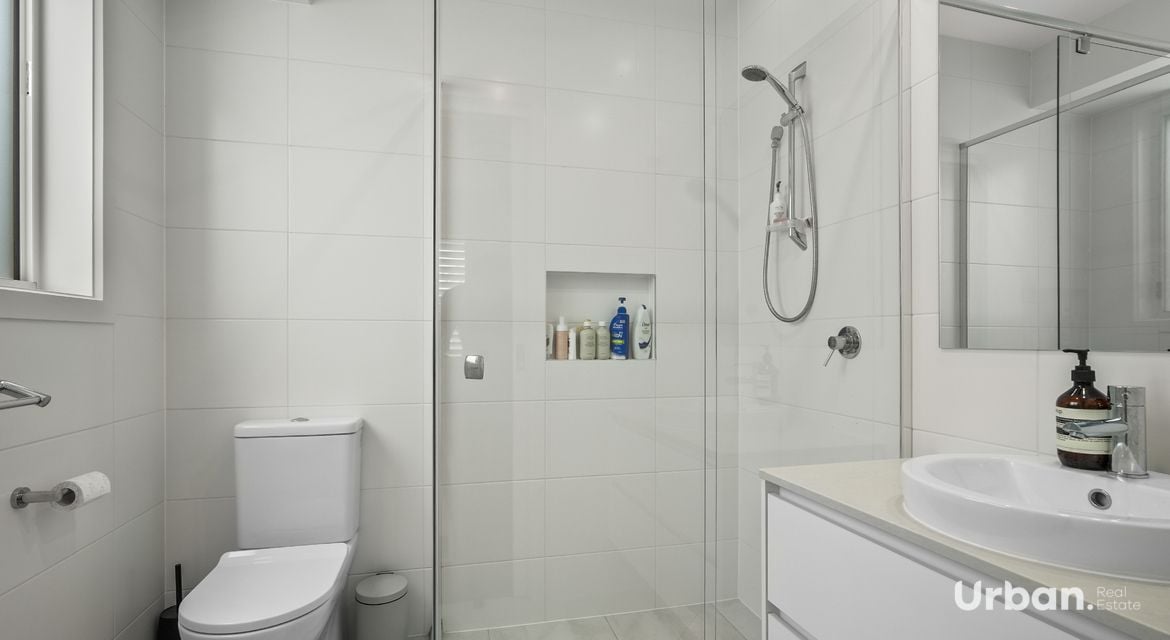 Leppington 3 Honest Avenue