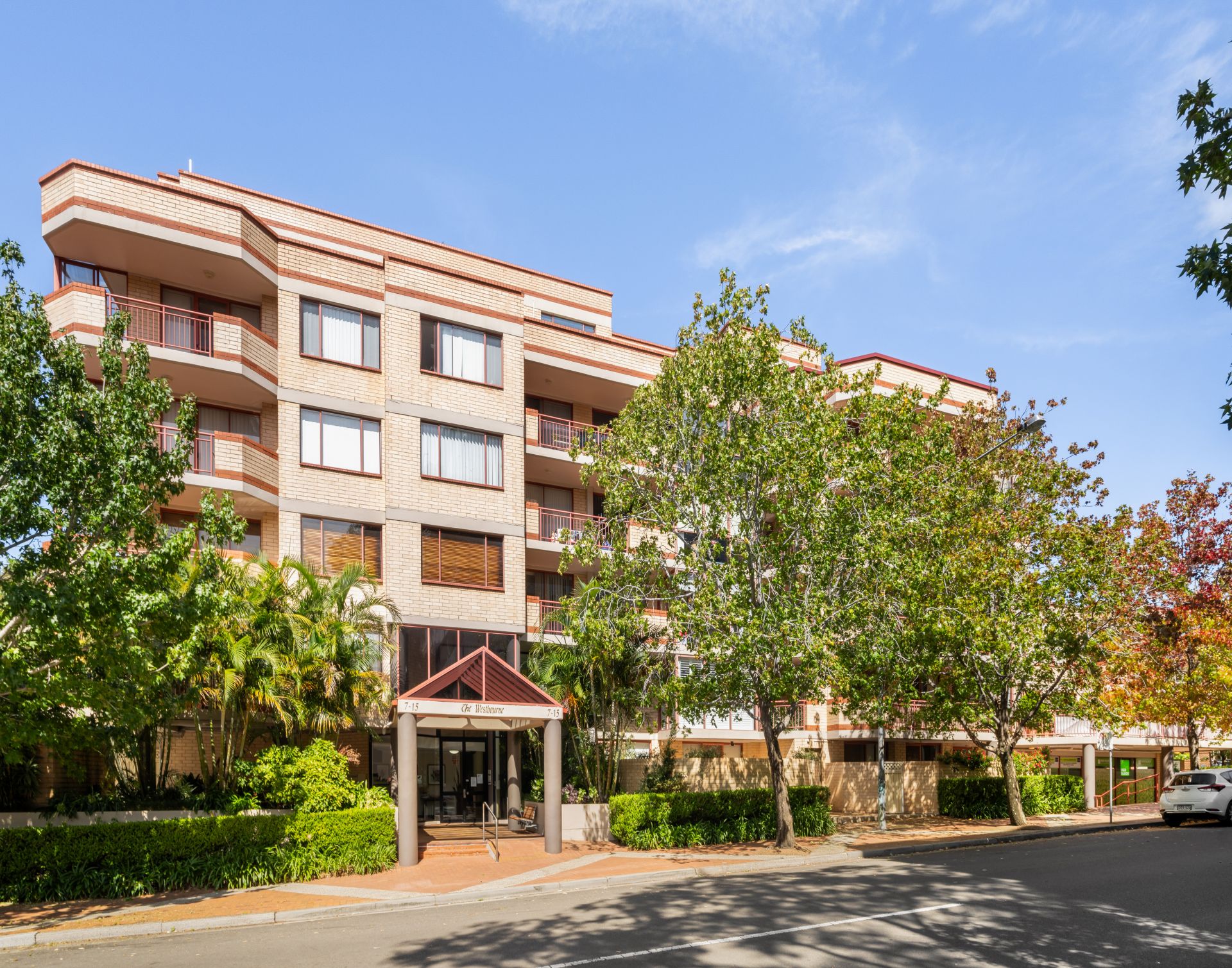 16/7-15 Jackson Avenue, Miranda NSW, Miranda - Thumbnail 2