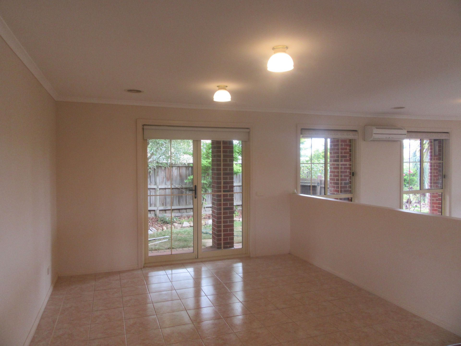 2/12 Hamilton Drive, Warragul OBrien Real Estate