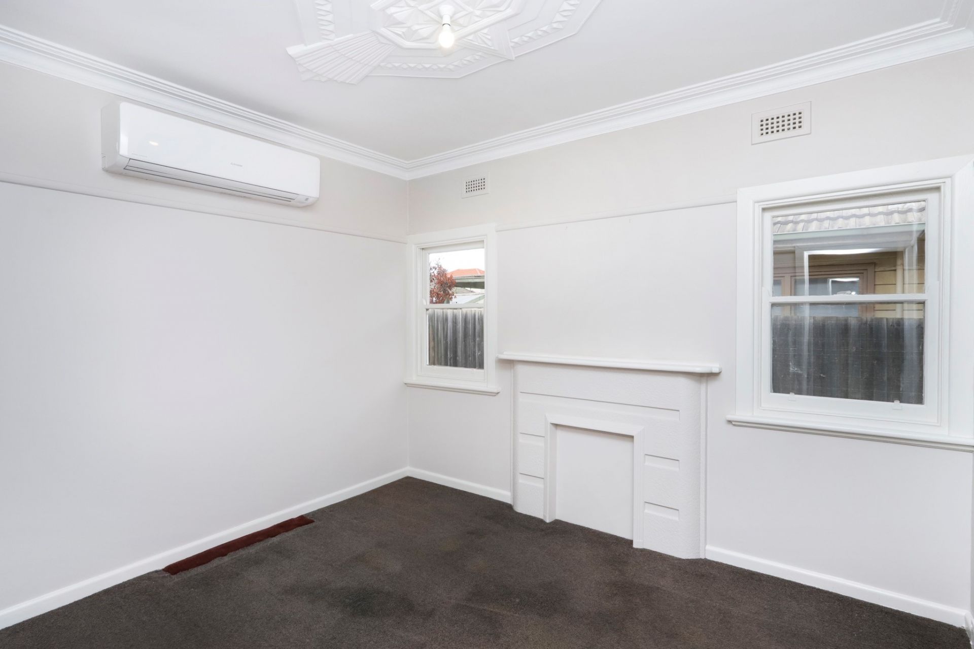 POPULAR PASCOE VALE