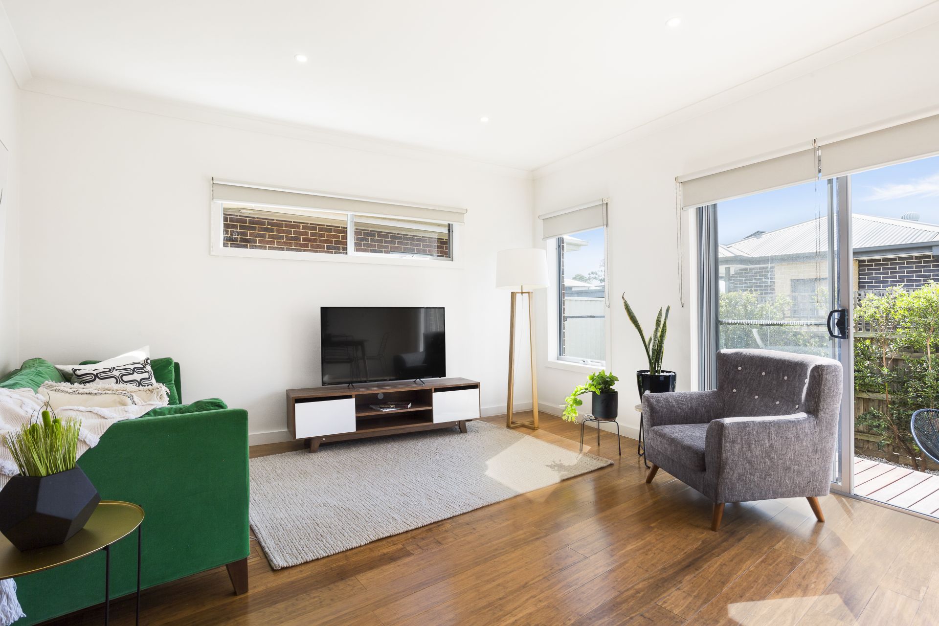 Real Estate For Sale 3/5 Dunolly Crescent Reservoir , VIC