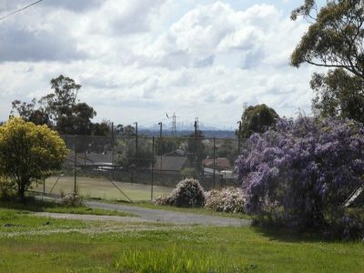 325 Fowler Road, Illawong