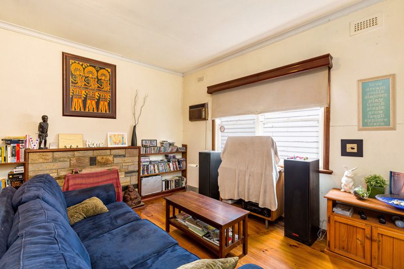 11 Roseberry Street, Ascot Vale - Thumbnail 4