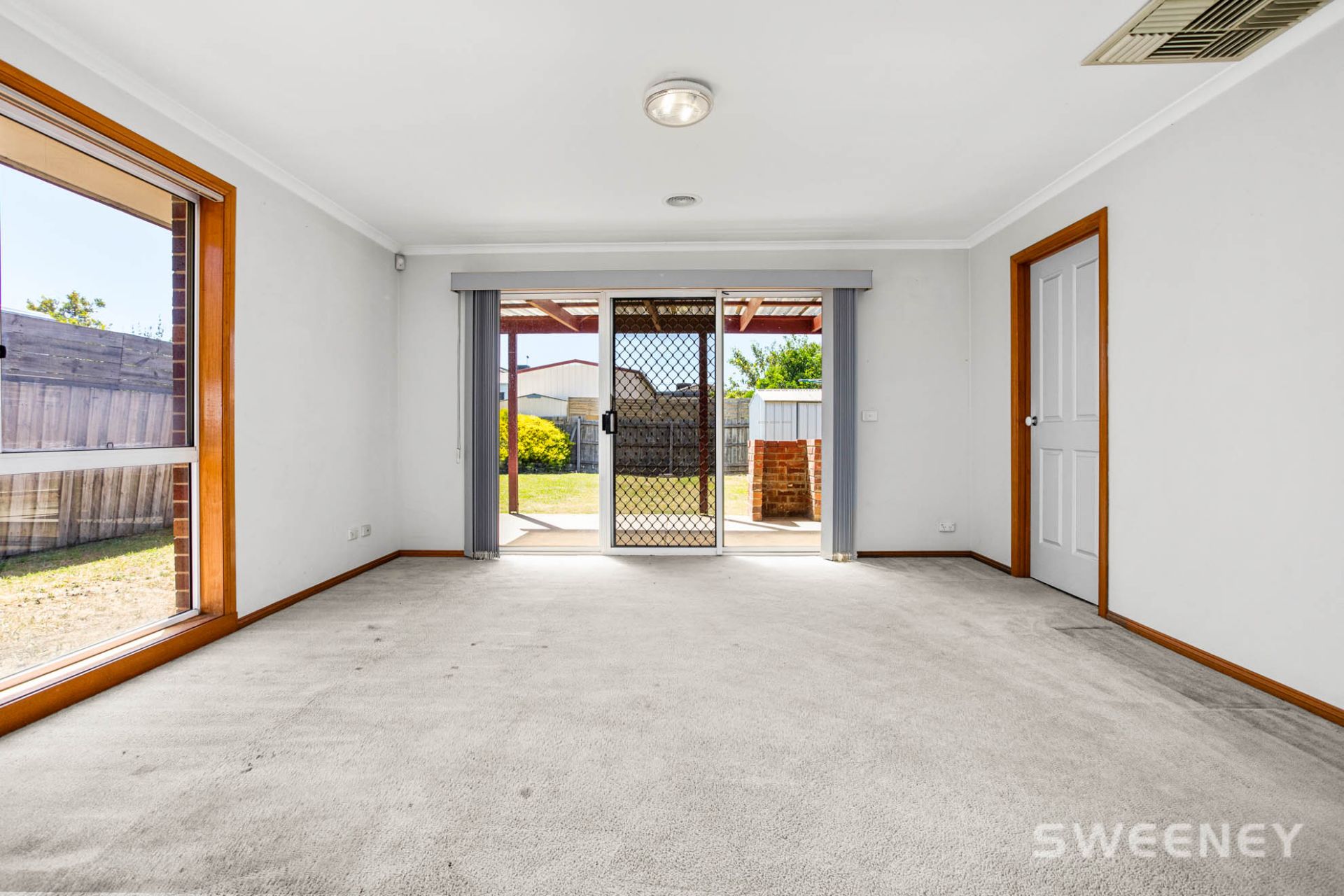 97 Myers Parade, Altona Meadows - Thumbnail 8