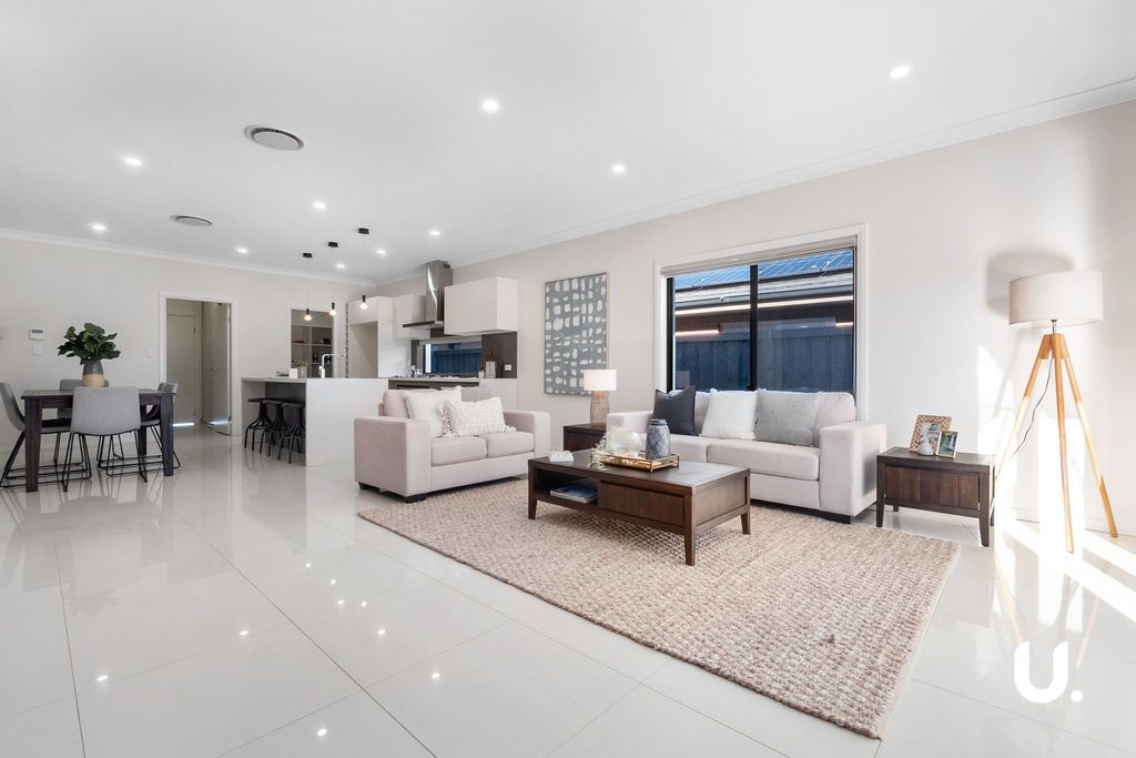 Colebee 15 Birkdale Street