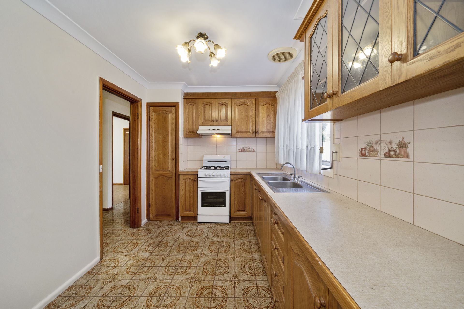 Close to Lalor station