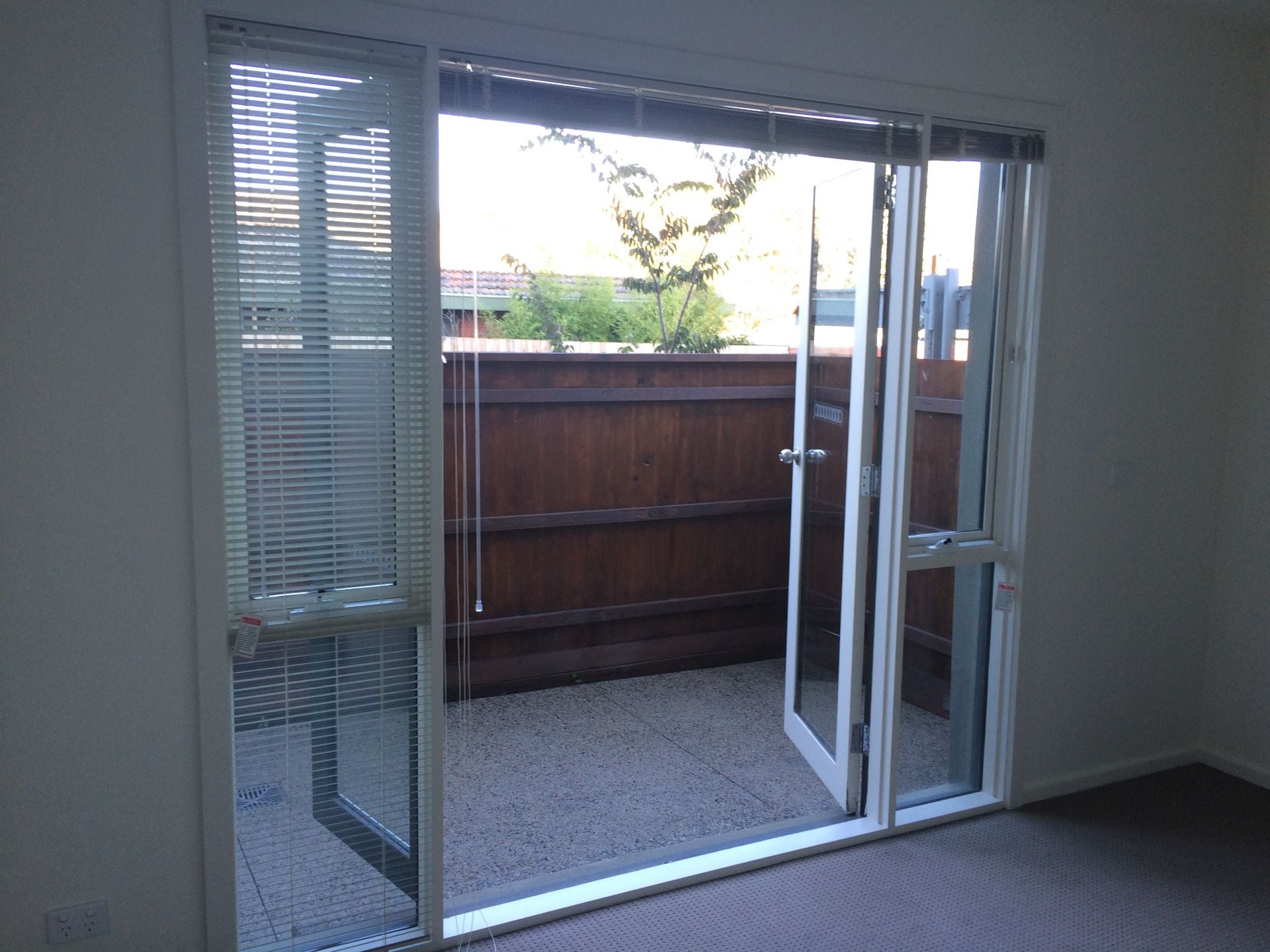 Stylish Secure Ivanhoe Living