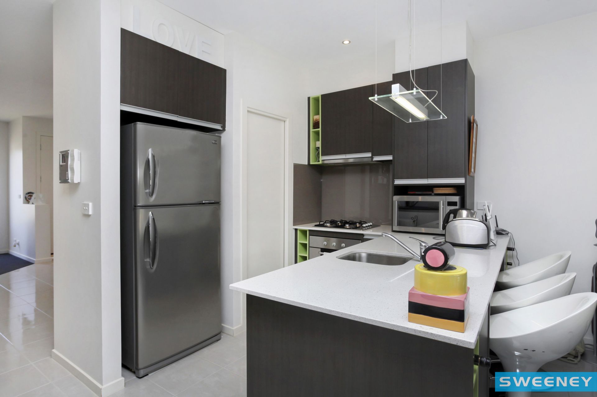10 Jolimont Street, Caroline Springs - Thumbnail 3