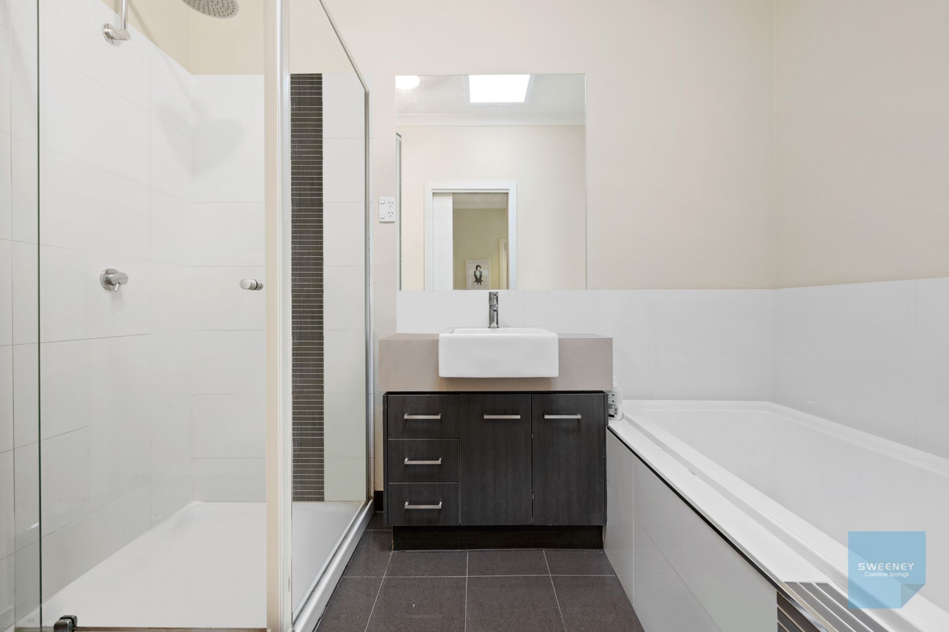 3/2 Great Barr Crescent, Caroline Springs - Thumbnail 8