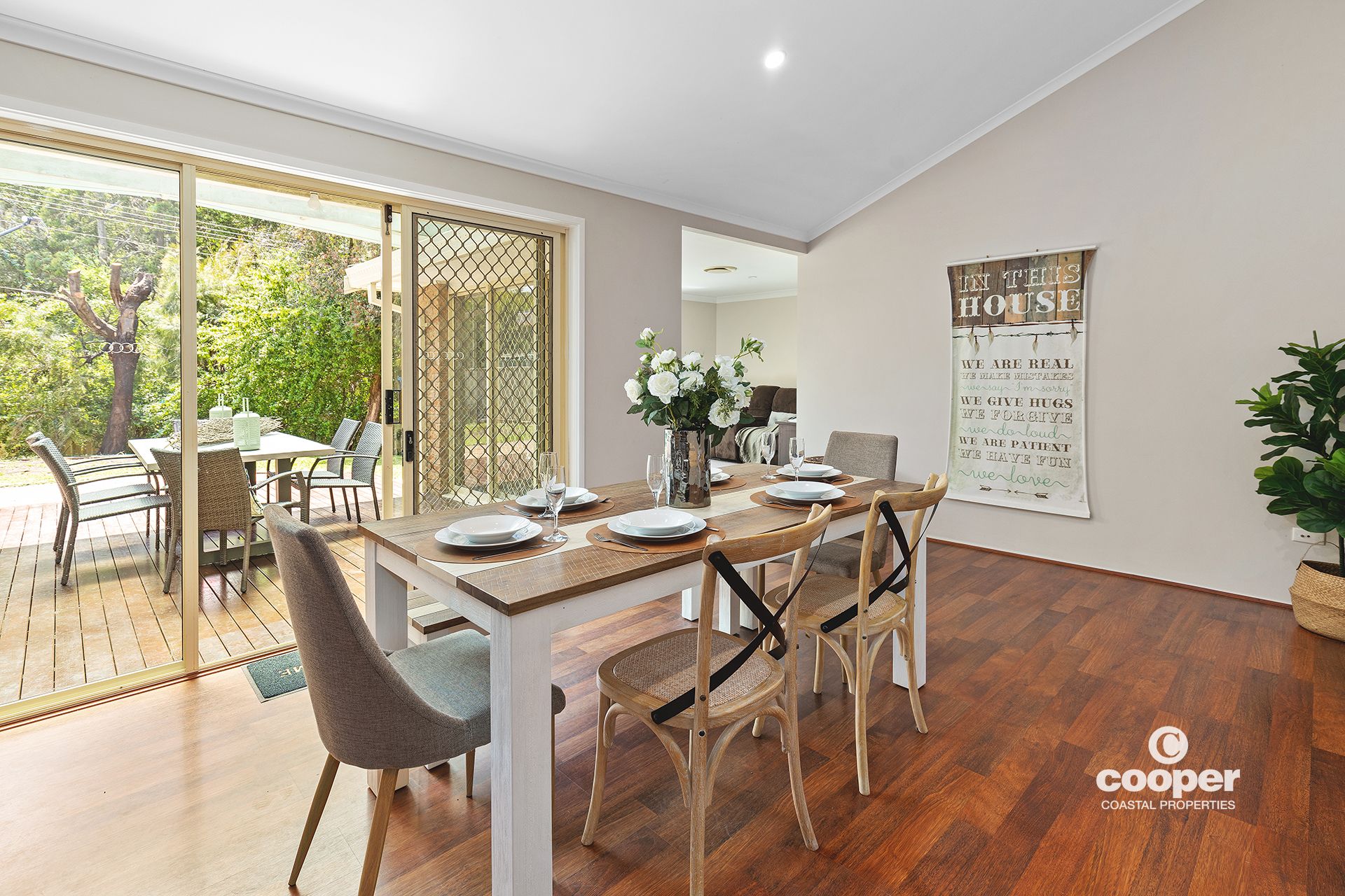 17 Forest Way, Mollymook - Thumbnail 8