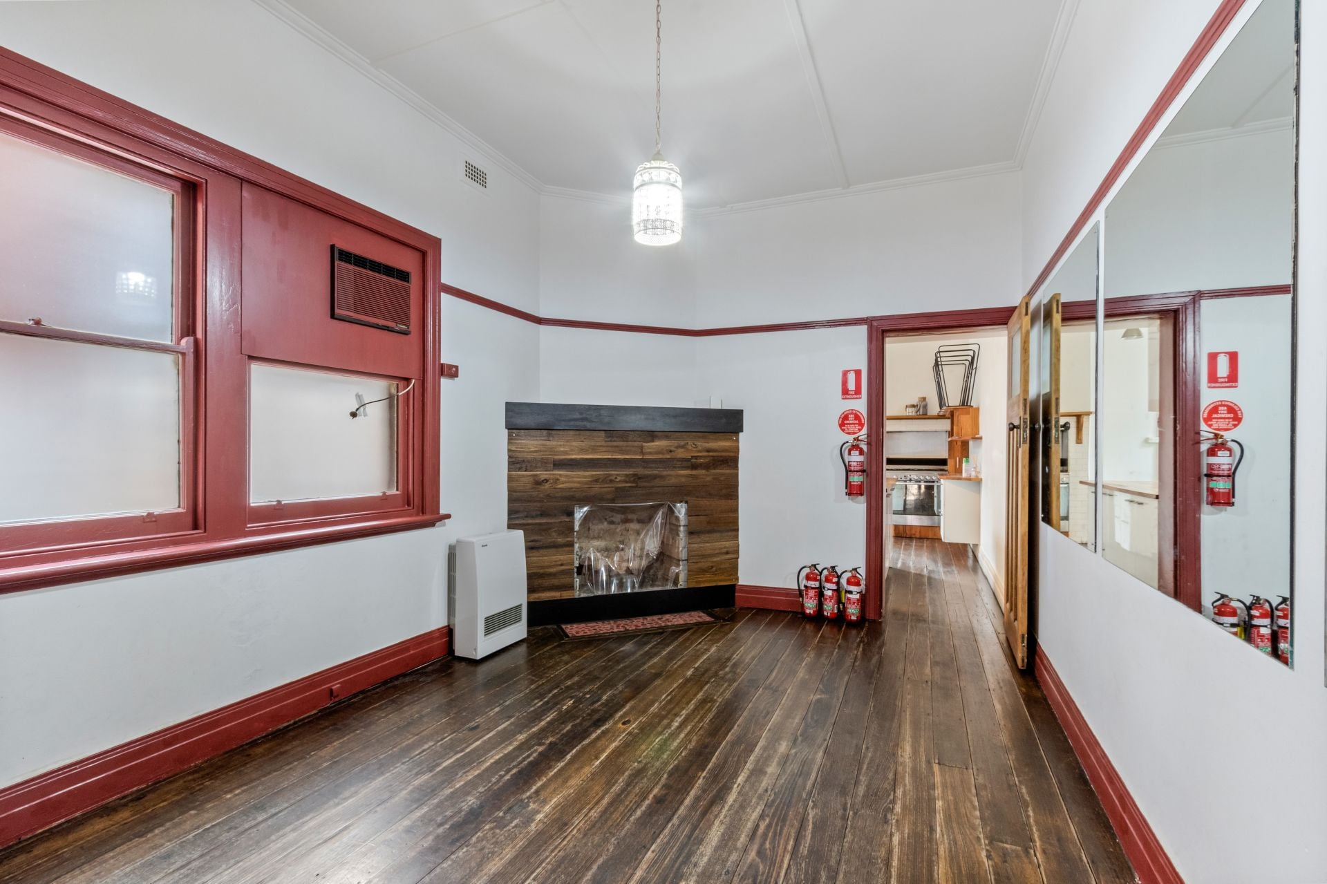 HIGH VISIBILITY RETAIL/OFFICE WITH DWELLING