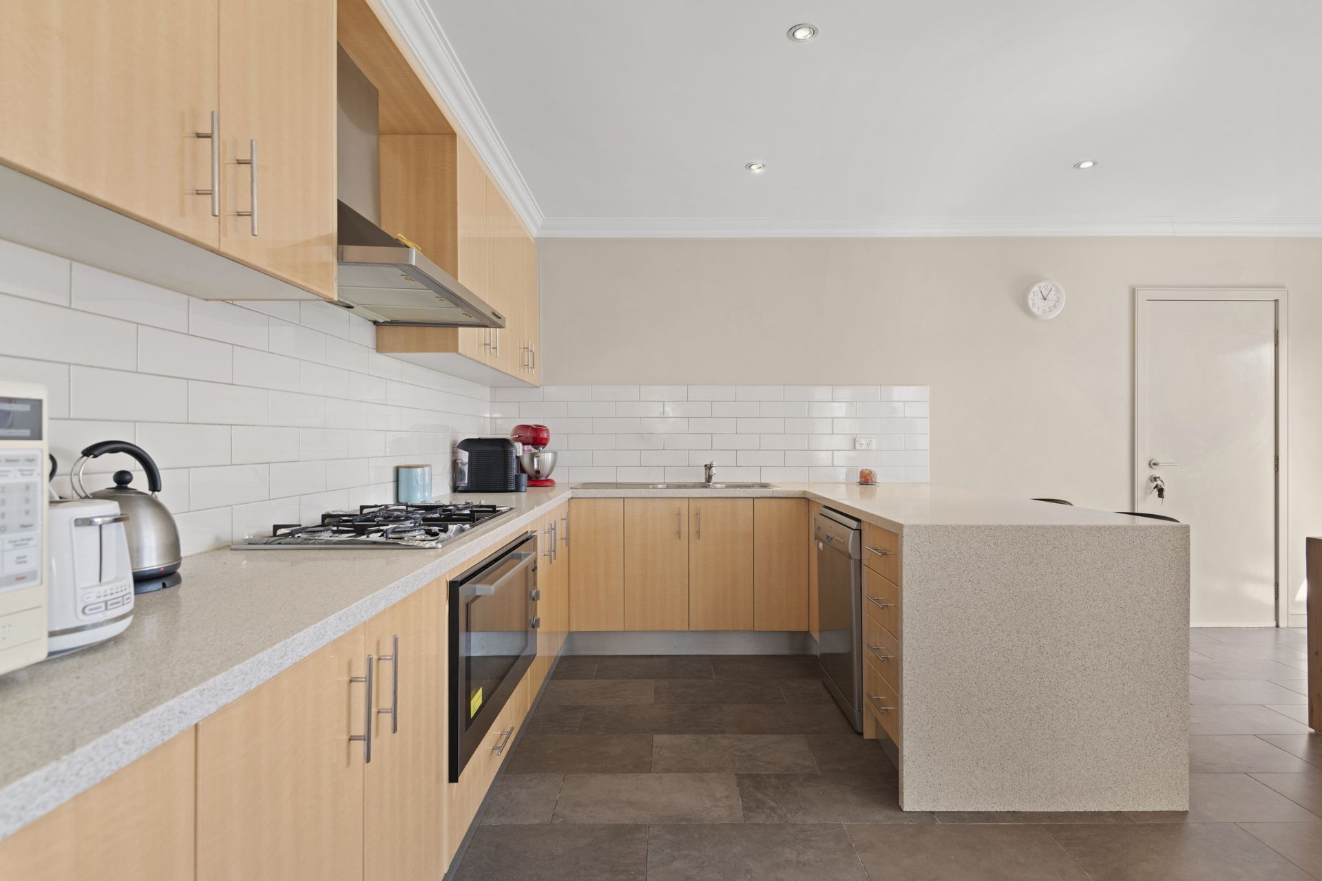 MODERN LIVING WITH A PRIME LOCALE
