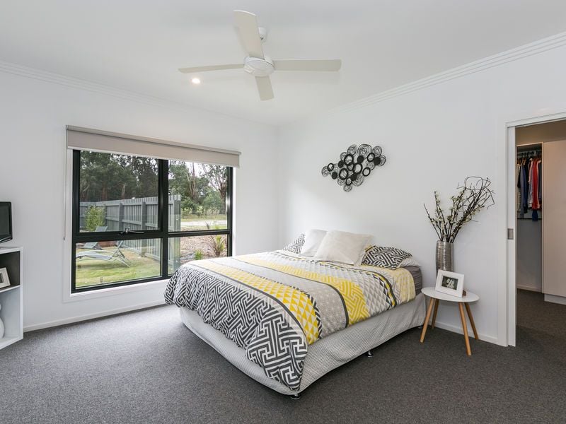 31 Scorpio Street, Torquay - Thumbnail 8