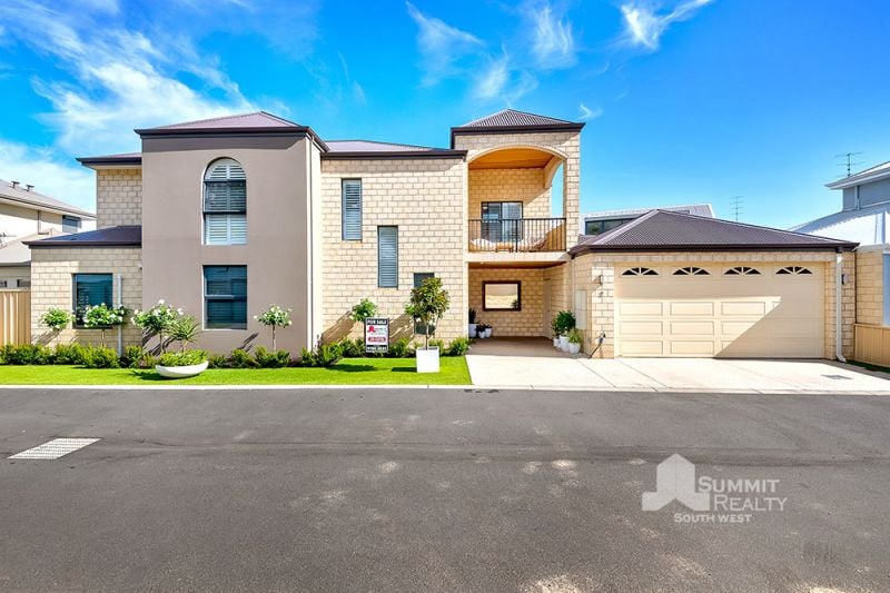 Real Estate For Sale 2/13 Forrest Avenue South Bunbury , WA