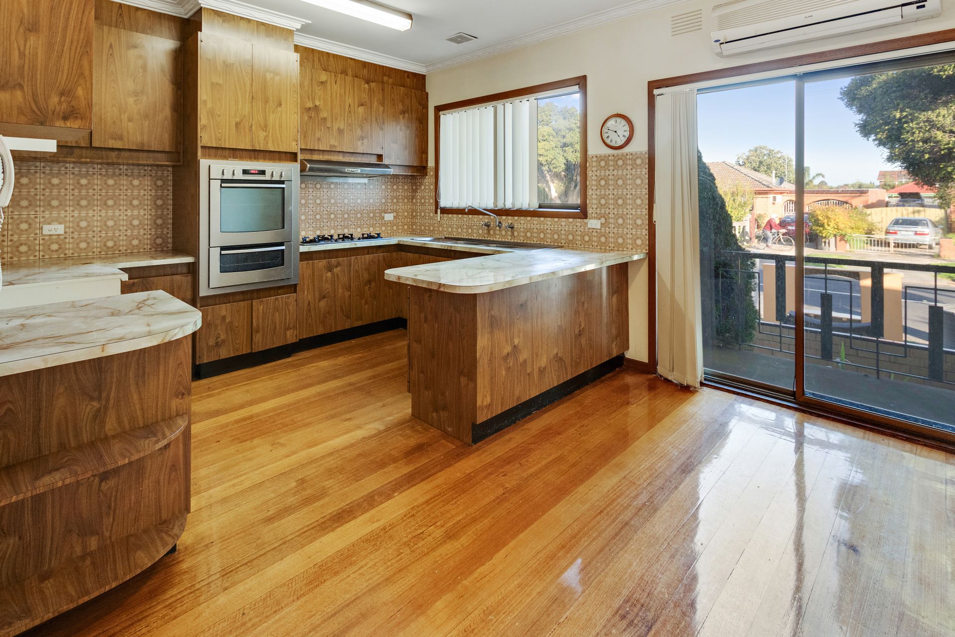 SPACIOUS FAMILY HOME!