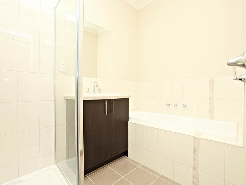 611 Eynesbury Road, Eynesbury - Thumbnail 6