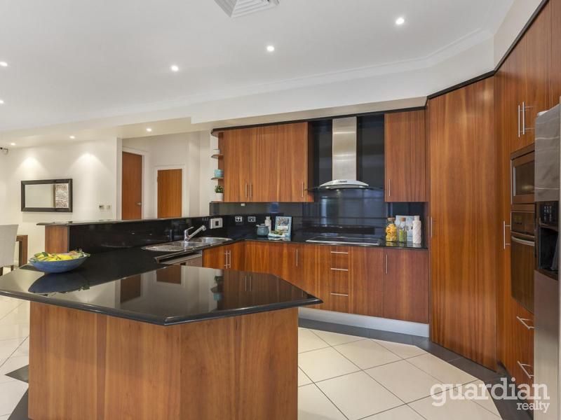 41 Balintore Drive CASTLE HILL NSW, Castle Hill - Thumbnail 3