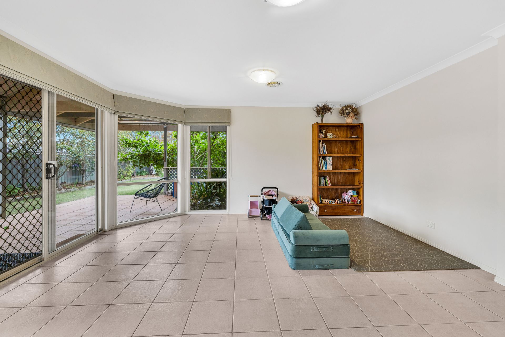 11 Yankos Drive, Werribee OBrien Real Estate