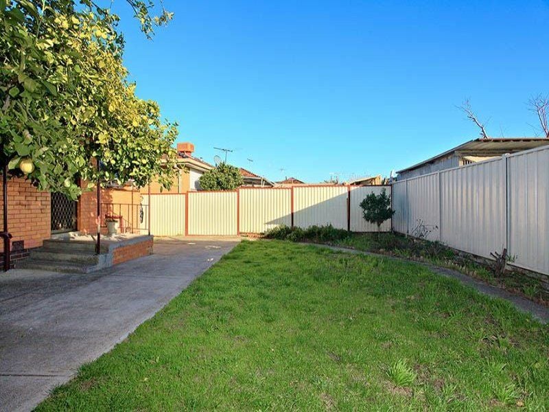 3 BEDROOM FAMILY HOME