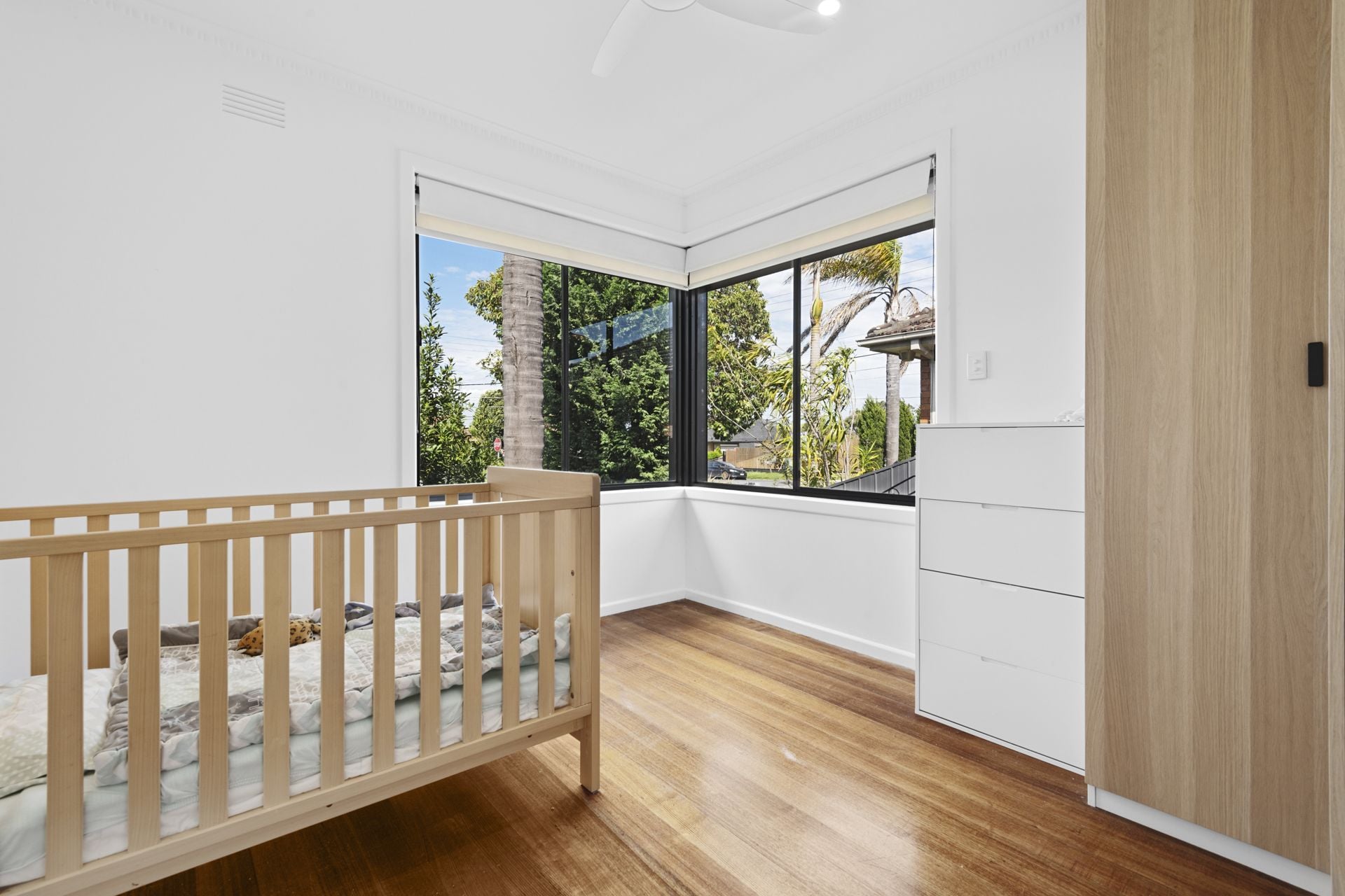 Stunning Home in Ideal Locale