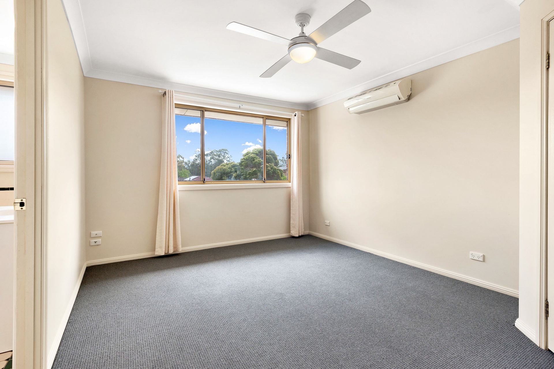 Real Estate For Sale 2/13 Sunderland Crescent Bligh Park , NSW