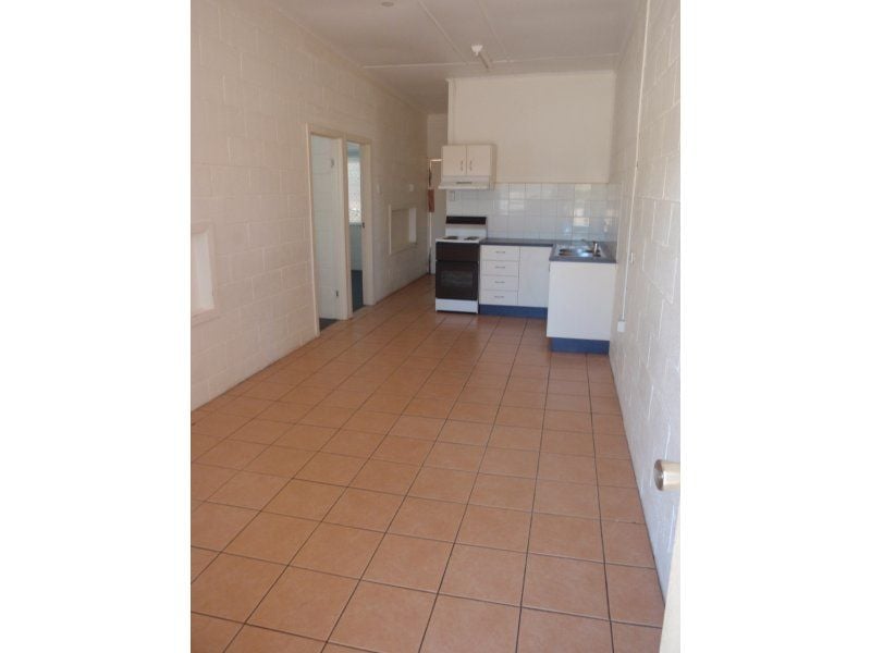 31 Hilary Street MOUNT ISA QLD, Mount Isa - Thumbnail 6