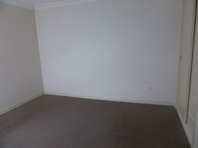 MASSIVE TOWNHOUSE TO NOT BE MISSED!