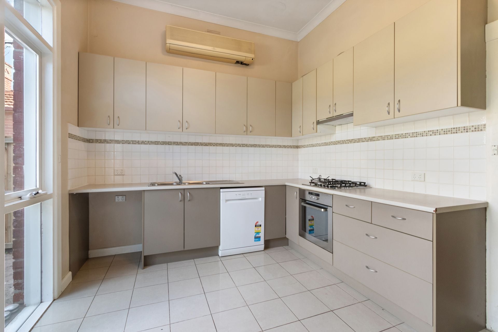 SUPERBLY SITUATED FOR SUPERB LIVING
