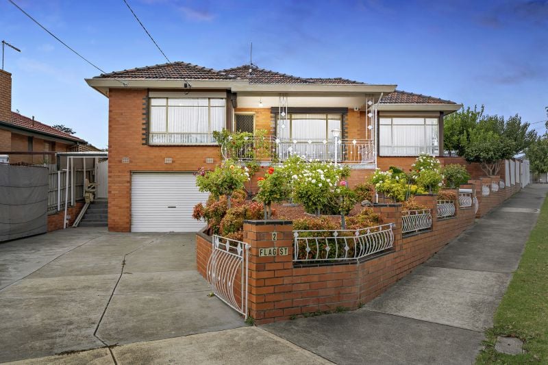 2 Flag Street, Kingsbury