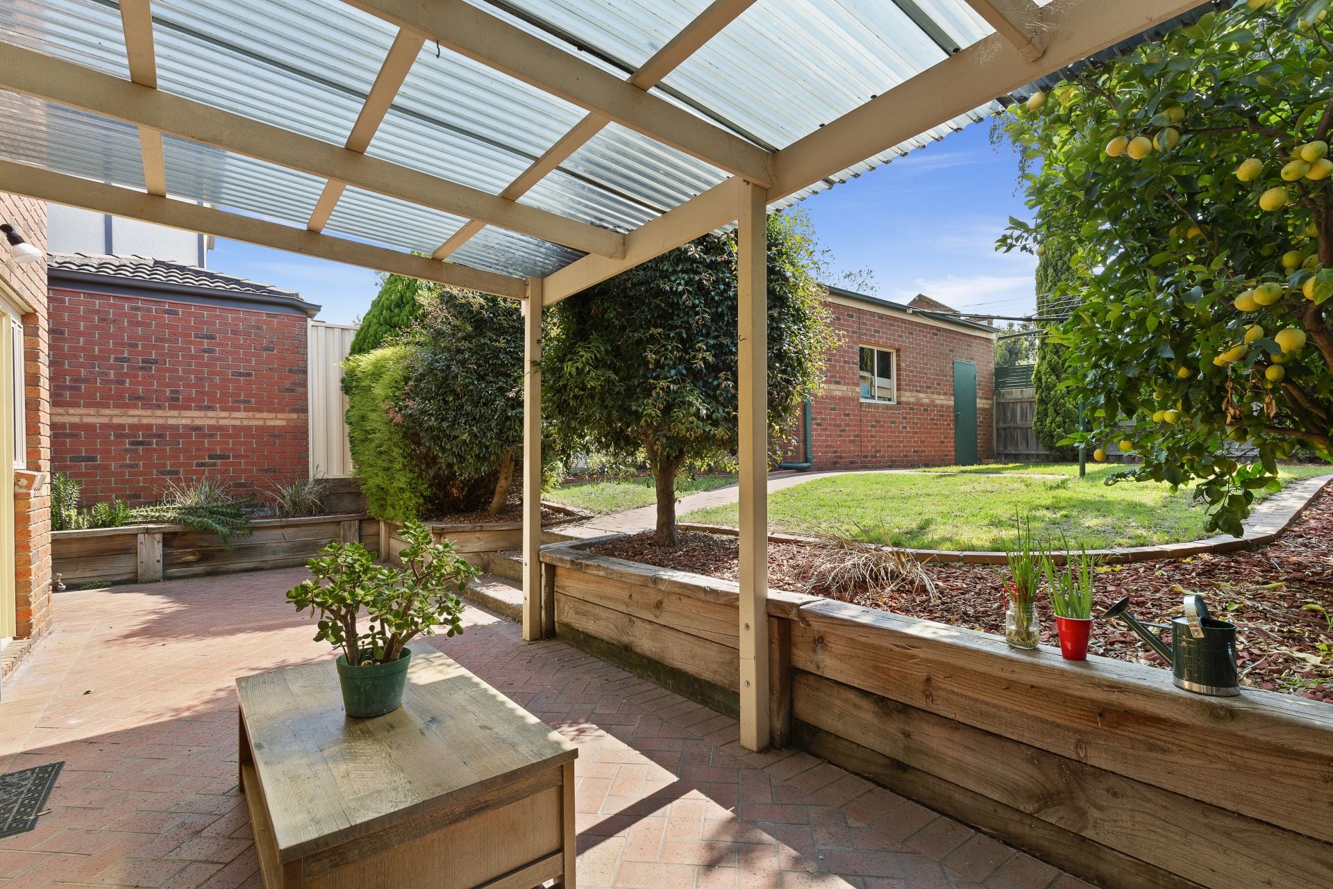 Park-Fronted & Value-Packed