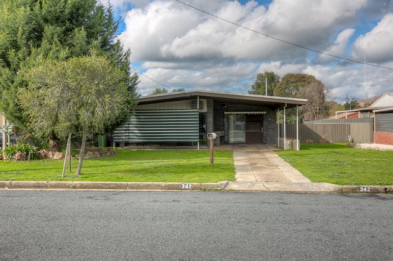 342 Sutherland Street Lavington NSW, Lavington - Thumbnail 2