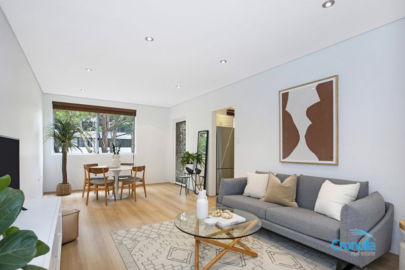 8/9 Clyde Avenue