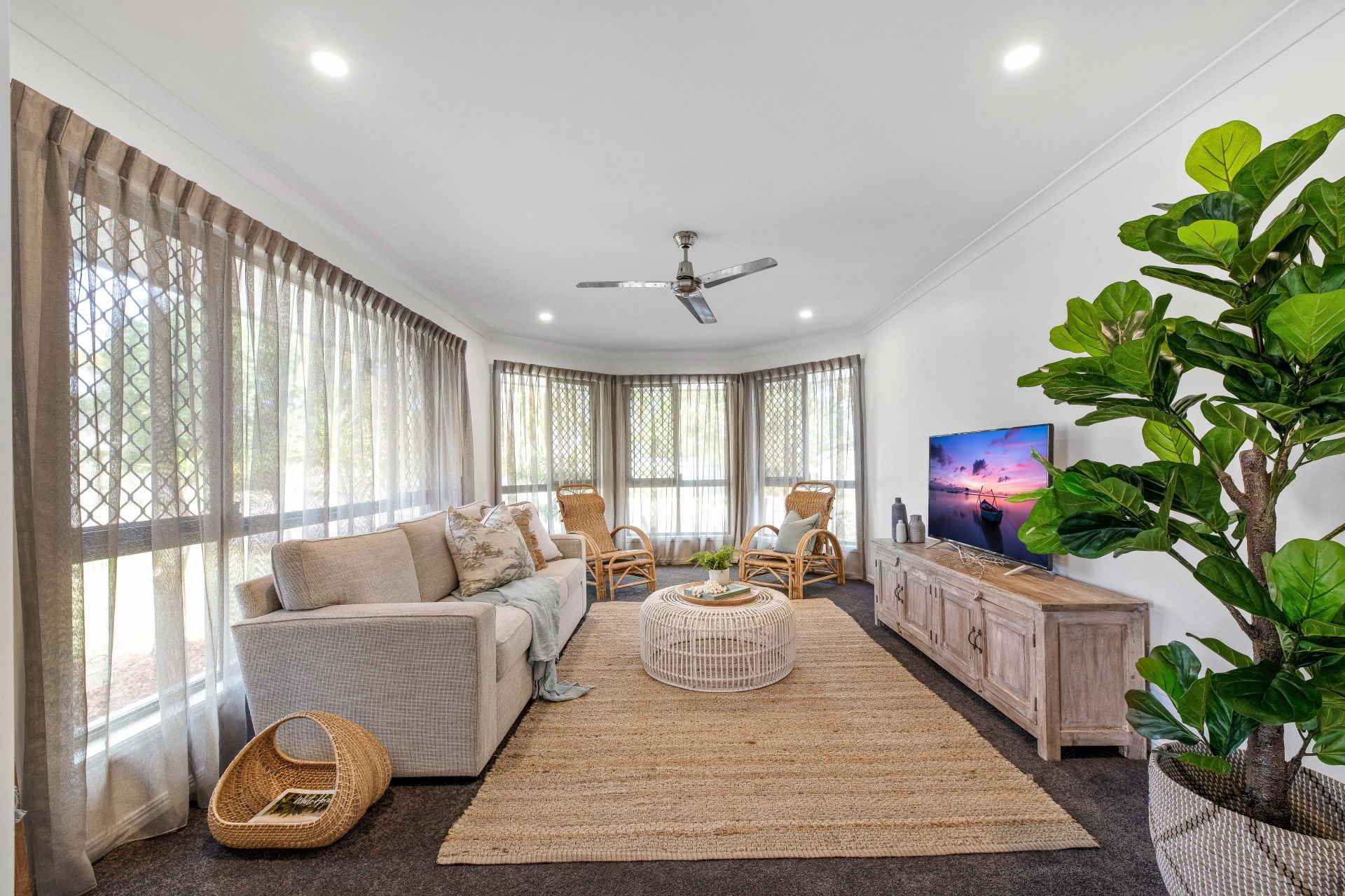 11 Sardinia Place Parrearra QLD, Parrearra - Thumbnail 2