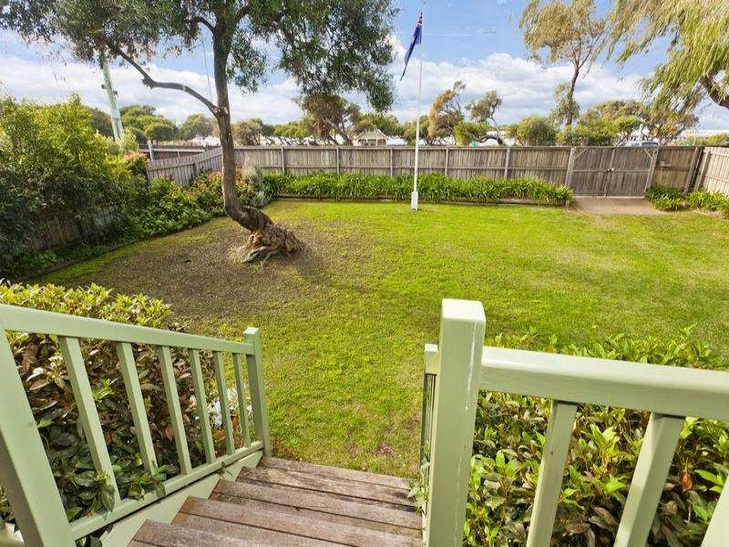11 Flinders Parade BARWON HEADS VIC, Barwon Heads - Thumbnail 6