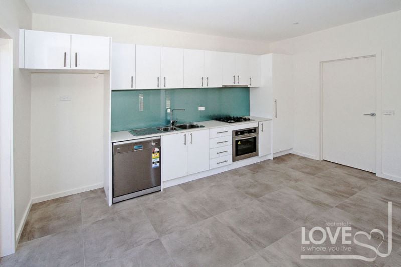 1/46 Barry Street, Reservoir