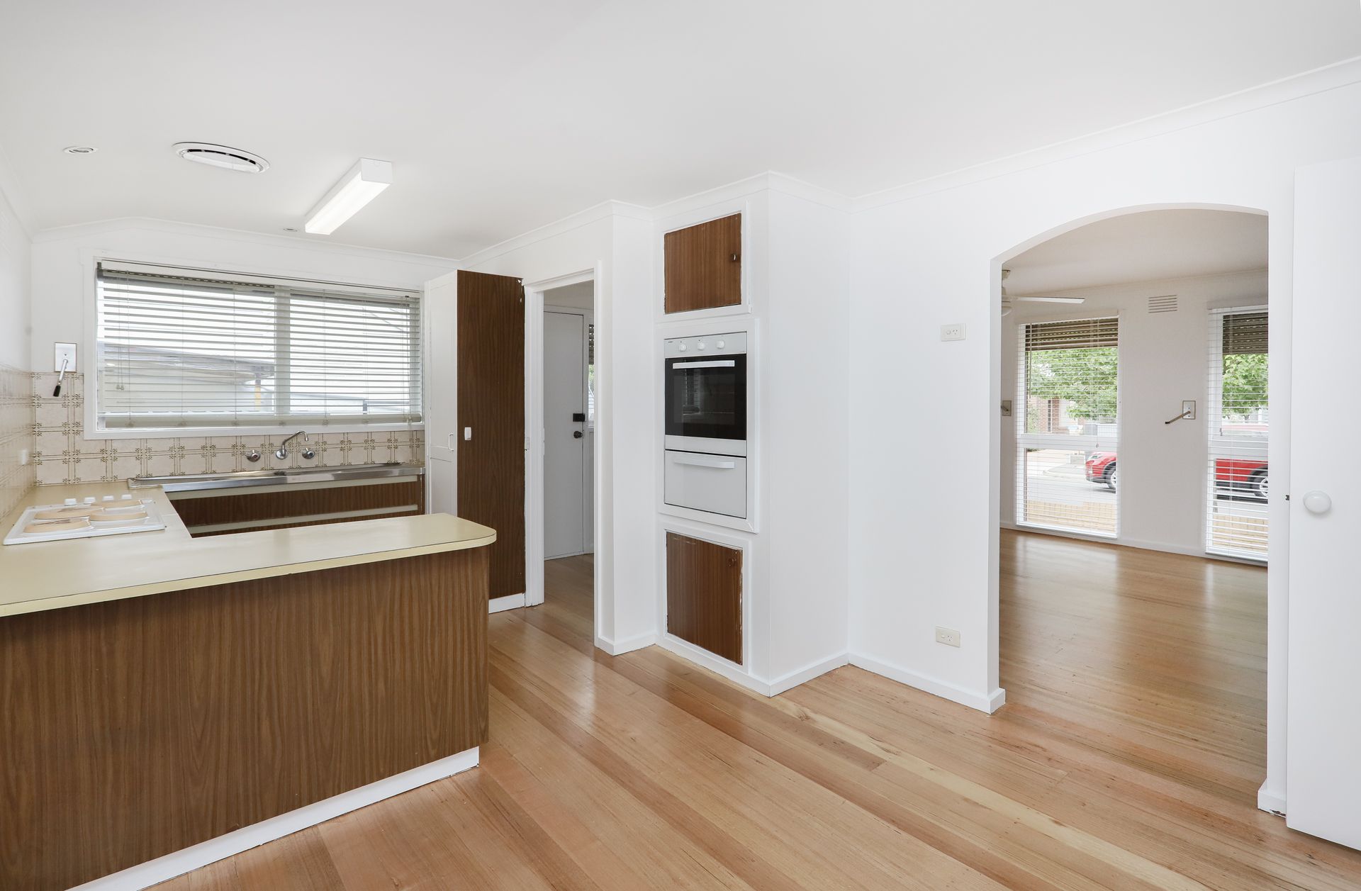 2/7 Gordon Parade Yarraville VIC, Yarraville - Thumbnail 4