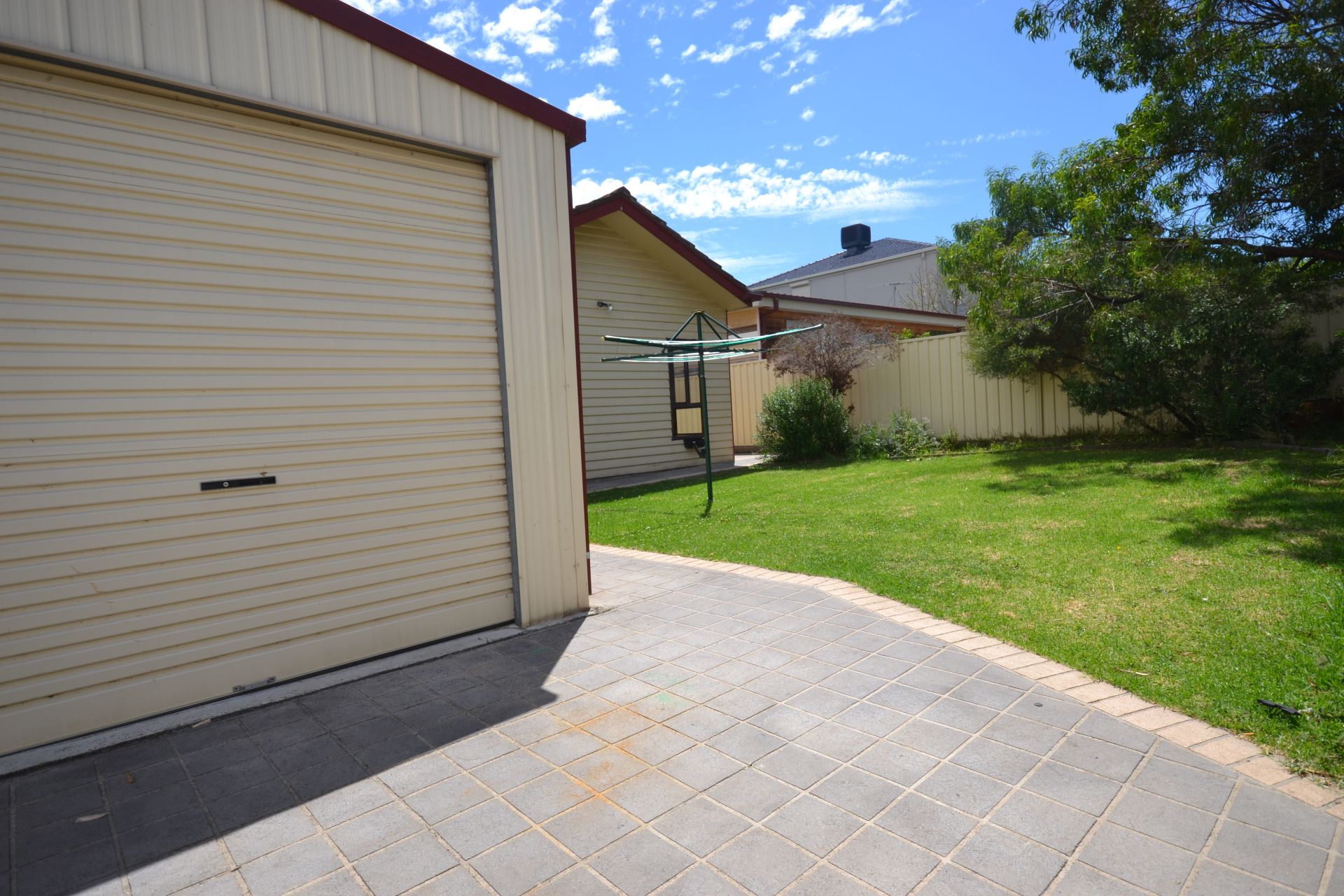 LARGE PLACE TO CALL HOME WITH AN ABUNDANCE OF SPACE!