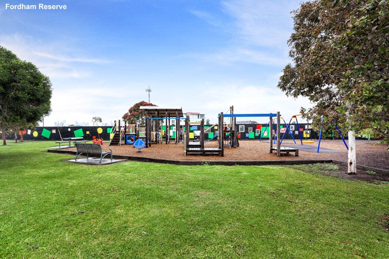 9 Byron Street, Footscray - Thumbnail 4