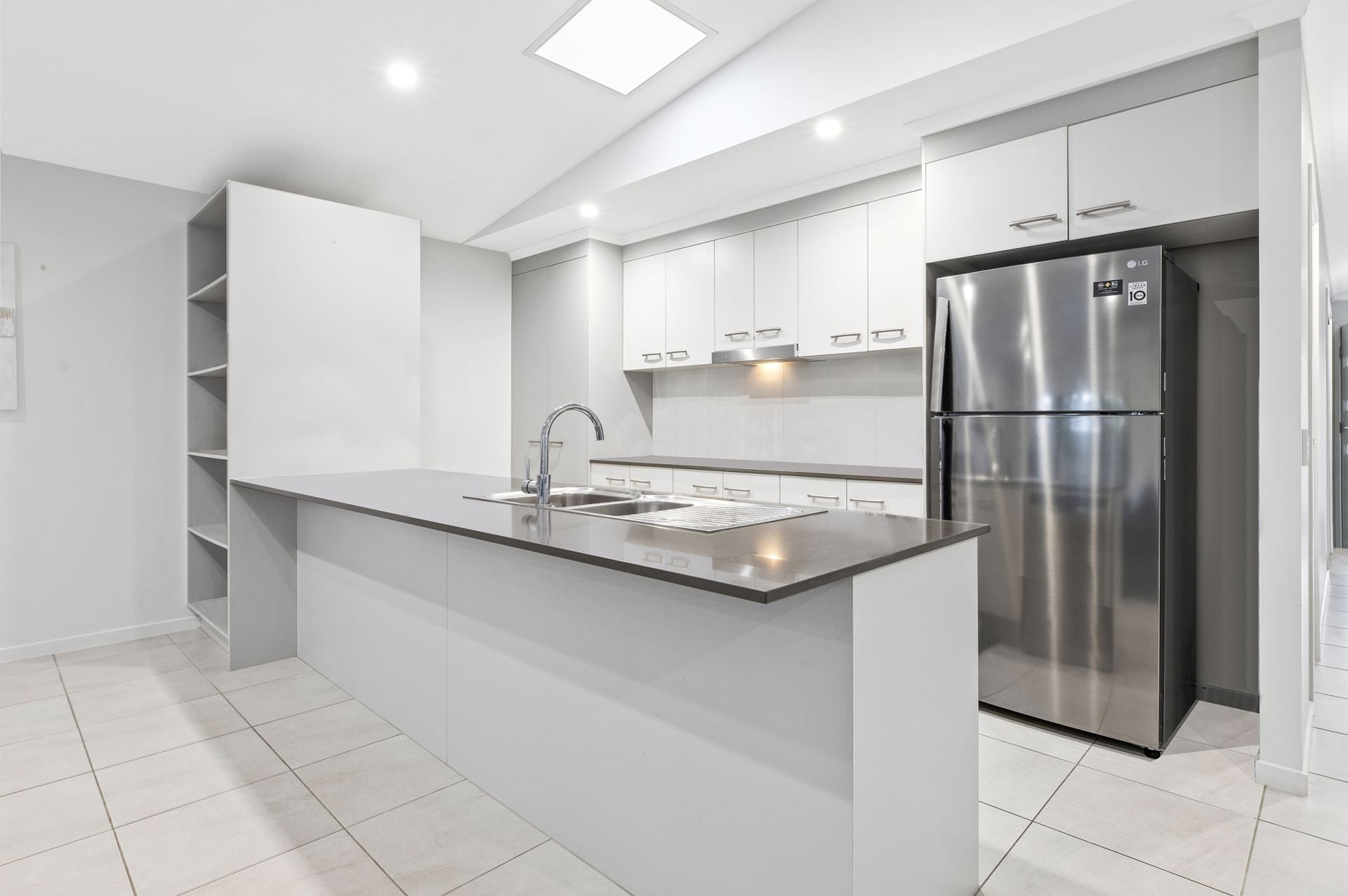 106 Steiner Crescent Baringa QLD, Baringa - Thumbnail 6