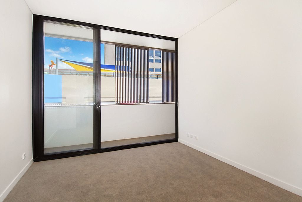 Great Gantry Complex Apartment