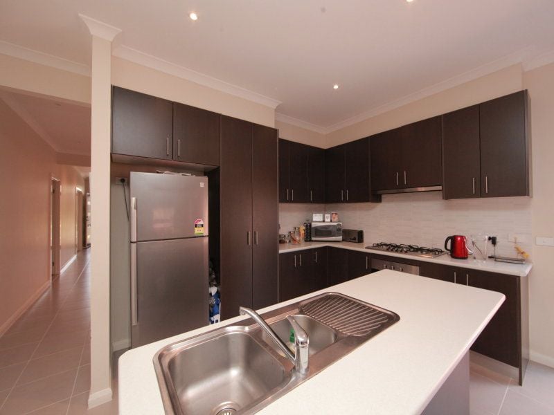 7 Cabarita Crescent SOUTH MORANG, South Morang - Thumbnail 6