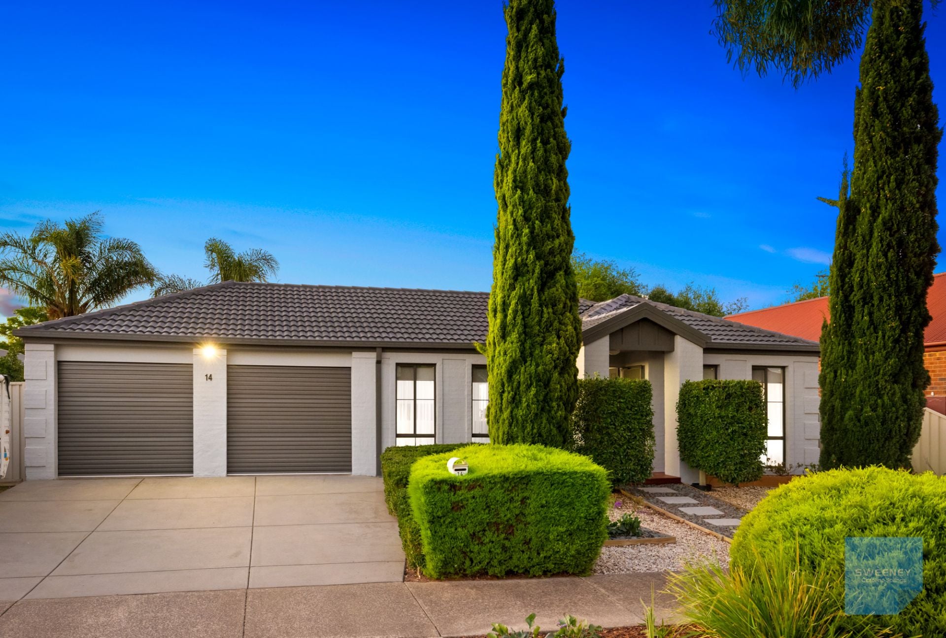 14 Sharrock Close, Caroline Springs - Thumbnail 2